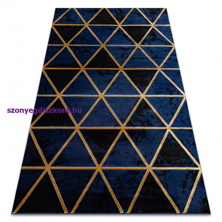 Kizárólagos EMERALD szőnyeg 1020 glamour, elegáns márvány, háromszögek sötétkék / arany 140x190 cm