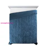 Luiz6 bársony ágytakaró fényes márvány hatású mintával Gránátkék 220x240 cm