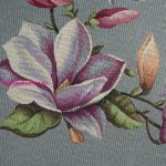 Magnólia virágmintás gobelin asztali futó Szürke 45x140 cm +/-5%