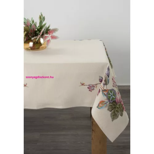 Virágmotívummal díszített gobelin asztalterítő Natúr 140x180 cm +/-5%